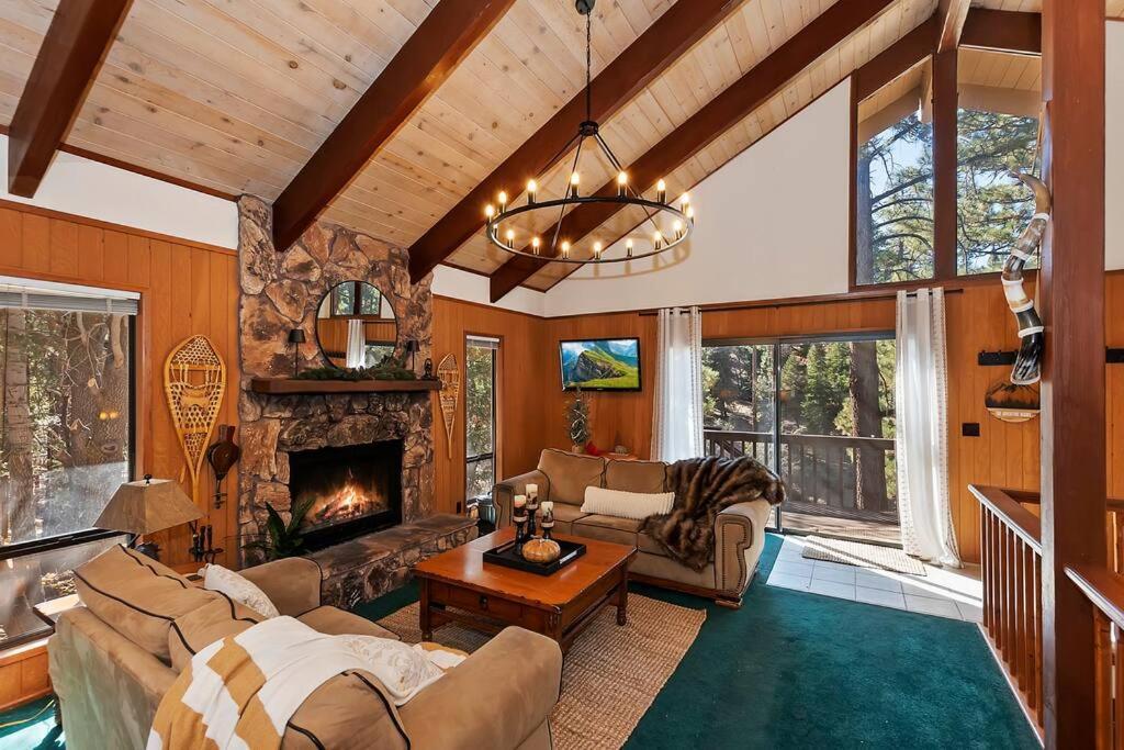 Everwood Serenity Treehouse Ontrail Head/Sledding Villa Big Bear Lake Exterior foto